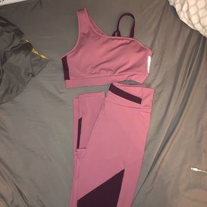NWOT gym shark set